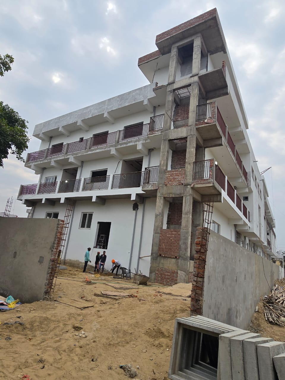 WhatsApp Image 2025-05-06 at 12.02.23 PM